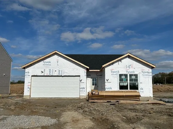 4402 Goldfinch Ave, Valparaiso, IN 46385