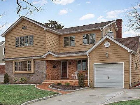 1st image of 77 Leslie Ln