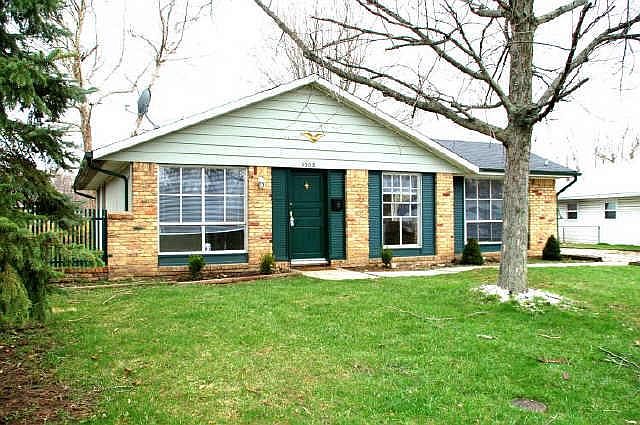 1st image of 3508 N Luewan Ct