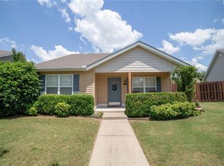 4372 W Sweetgum Ln, Fayetteville, AR 72704