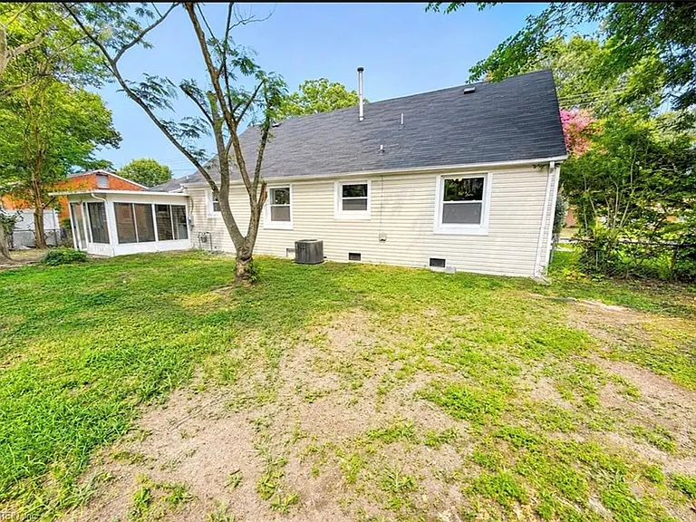 519 Beech Dr — Photo 38