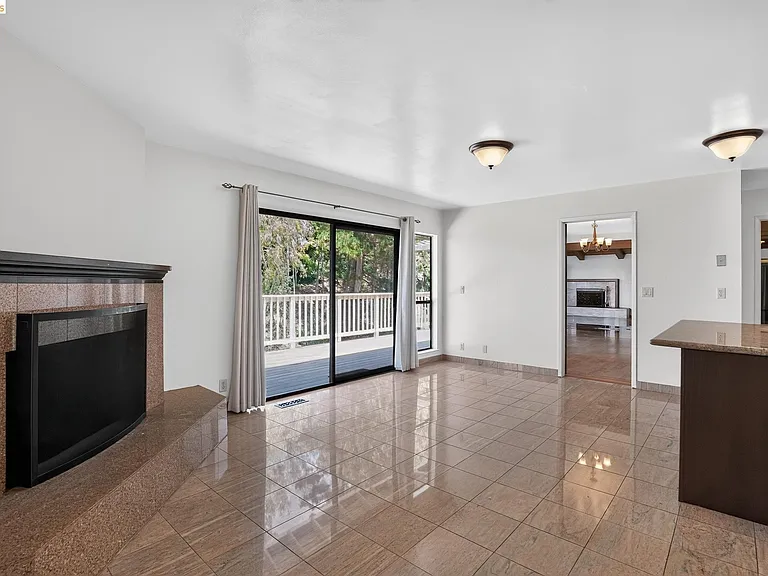 525 Hampton Rd — Photo 10