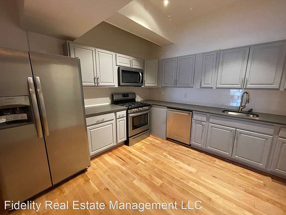 1st image of 194 Broadway Unit 1