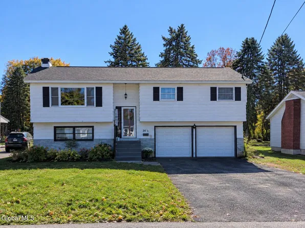 30 1/2 Notre Dame Street, Hudson Falls, NY 12839
