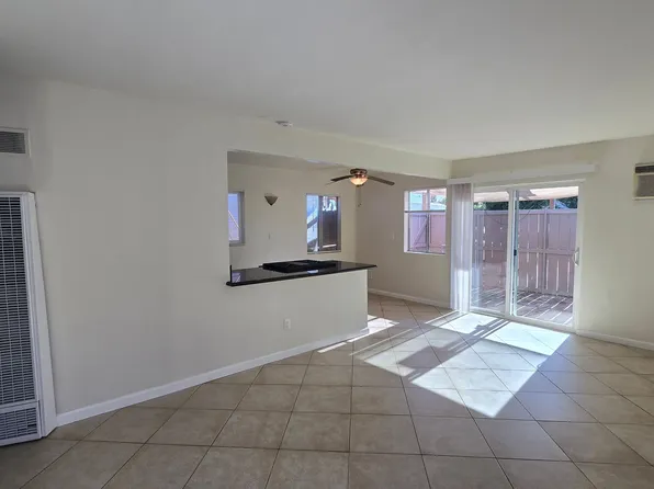 2341-2343 Grand Ave, San Diego, CA 92109