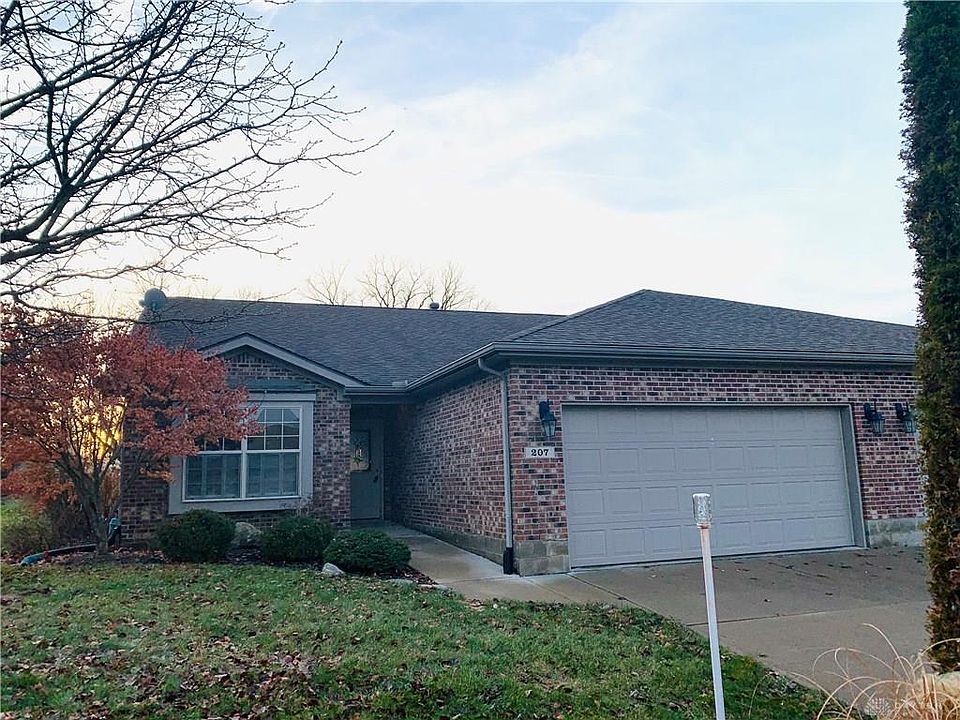 1st image of 207 Brandon Ct
