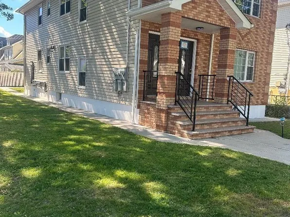 143-53 249th Street, Rosedale, NY 11422