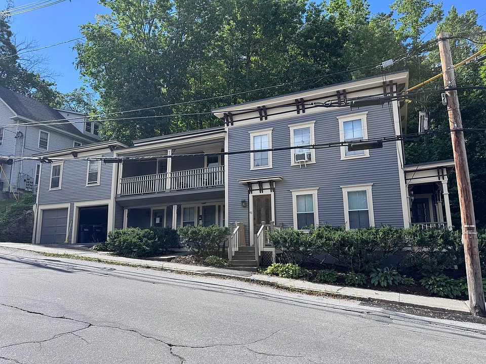 43 E State St #2