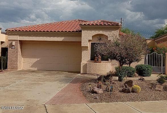 1st image of 352 N Royal Bell Dr