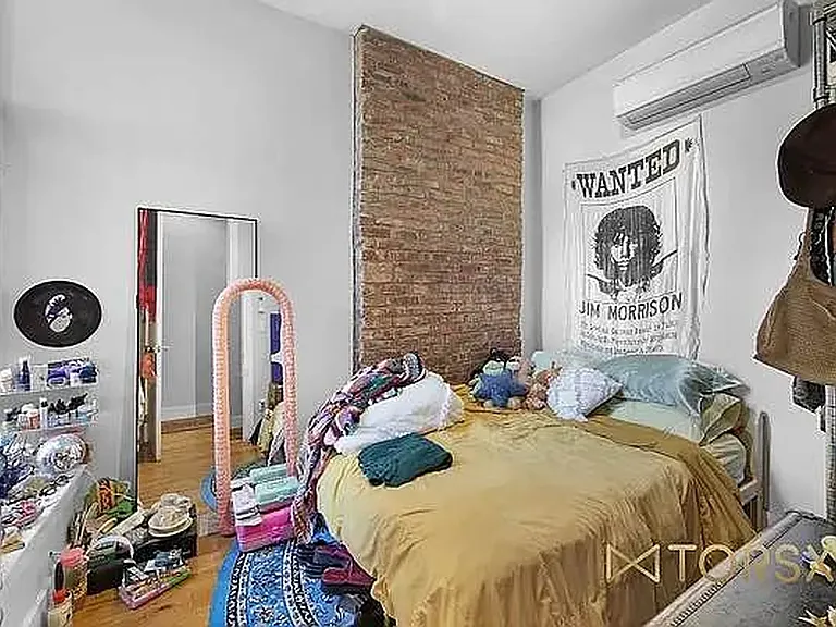 1346 Hancock St #2R — Photo 9