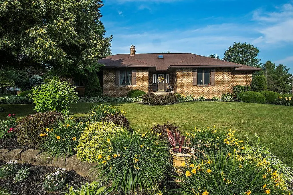 5248 Rocky Rill Ave NE photo 1