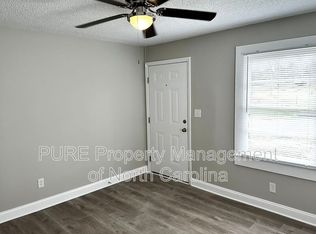 208 S Lexington Dr, Lexington, NC 27292