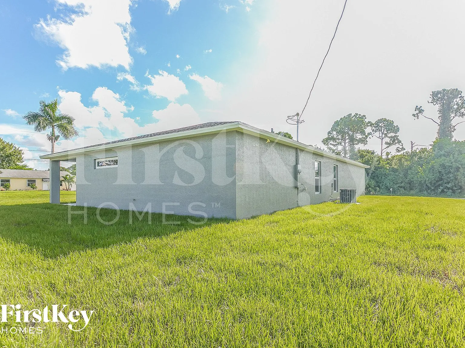 4 bed, 2.0 bath, 1833 sqft, $3,010 — Photo 2