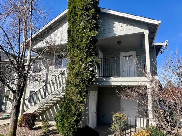 501 Briarwood Dr, Central Pt, OR