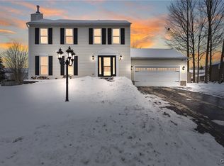 5503 Rockhampton Path, Clay, NY 13041