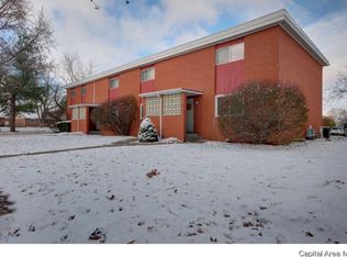 2213 Saratoga Dr APT 4, Springfield, IL 62704