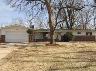 10 Sunview Ln, Saint Louis, MO