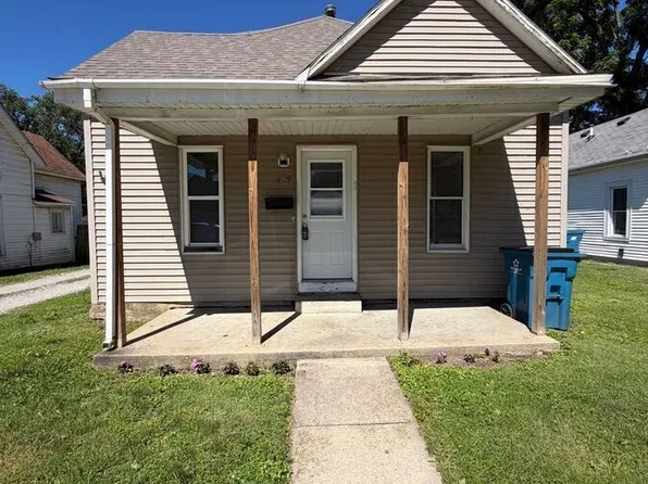 419 N Market St, Hoopeston, IL 60942