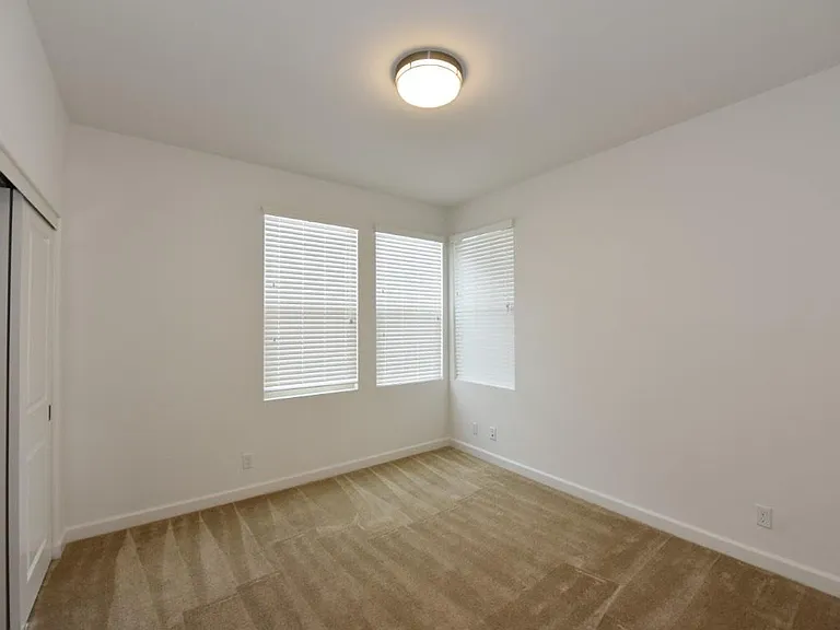 17 Arriate St — Photo 18