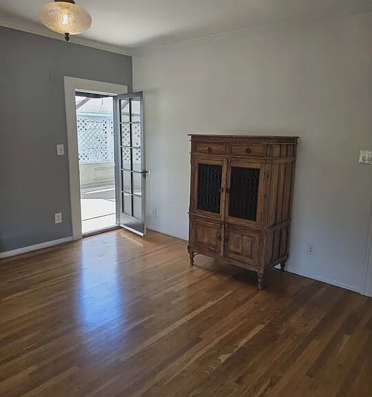 1275 N Wilton Pl #C — Photo 1