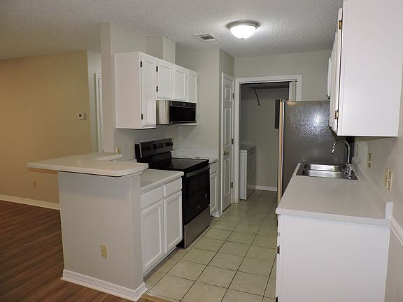 5th image of 2303 W Michigan Ave #H-1