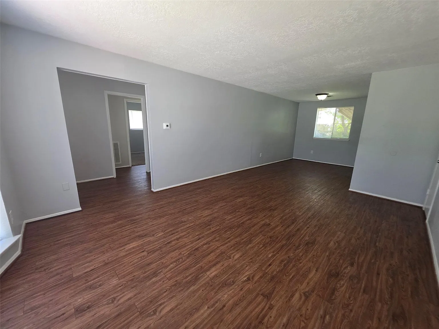 3 bed, 2.0 bath, 1116 sqft, $1,795 — Photo 3
