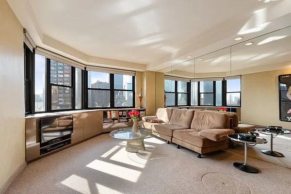 Sold by Halstead Real Estate | media 2