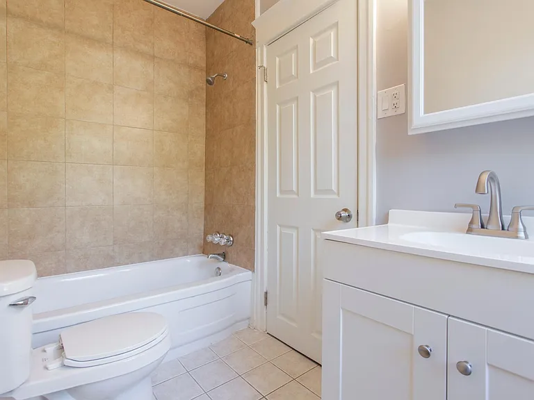 214 Fairview Rd #1 — Photo 10