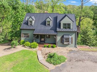 390 4th Ave, Beaver Falls, PA 15010