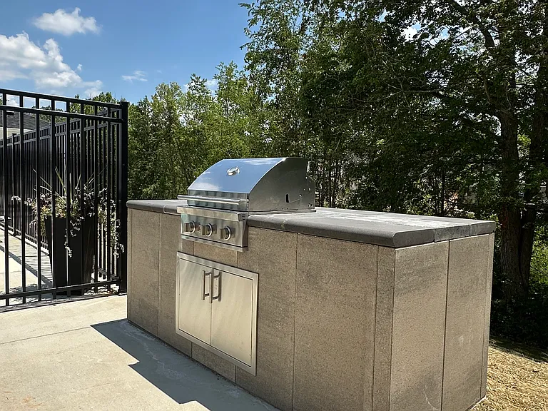 Buffalo Ridge Townhomes — Photo 4