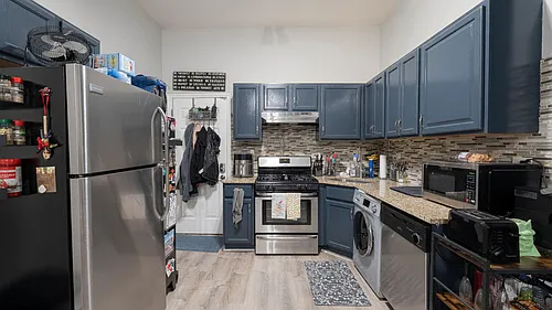 1338 W Huron St Photo 1