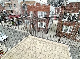 25-15 14th Pl #3C, Astoria, NY 11102