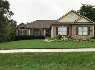 815 Mockingbird Ln N, Lincoln, NE 68512