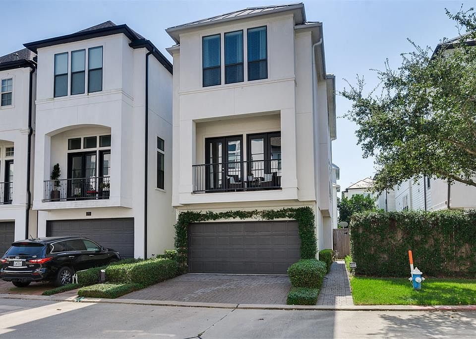 1st image of 8829 Lakeshore Bend Dr