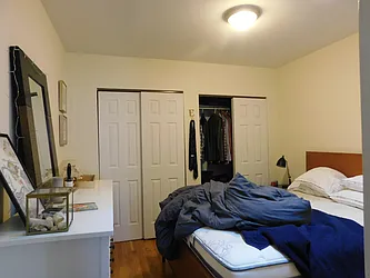 Rented by R New York