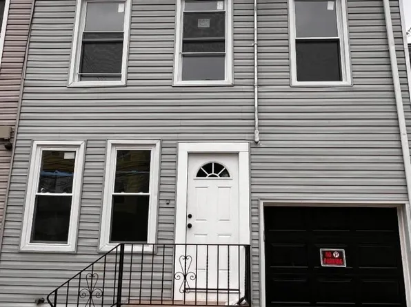 145 Mill St, Paterson City, NJ 07501