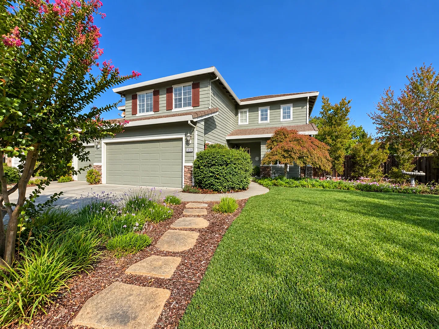 Spacious Five-Bedroom North Napa Home with Three-Car Garage — Photo 1