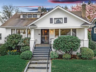 7014 E Burnside St, Portland, OR, 97215