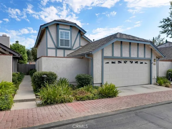 1820 Suntree Ln, Simi Valley, CA 93063