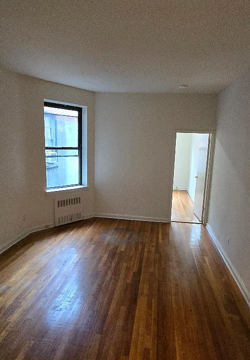 1st image of 320 E 85th St APT 5A
