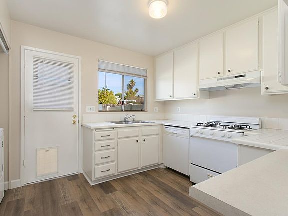2nd image of 3749 Sky Haven Ln