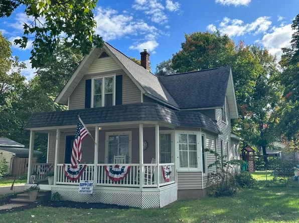 218 E Franklin St, Otsego, MI 49078