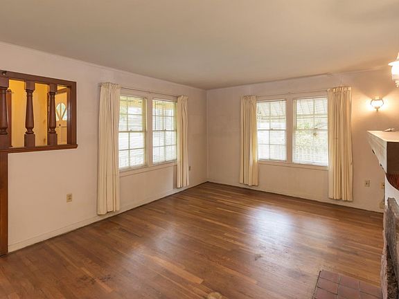 4th image of 1144 Curtner Ave