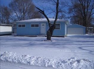 7505 Randy Rd, Machesney Park, IL 61115