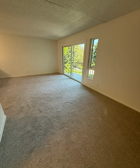 934 Peninsula Ave #308 — Photo 6