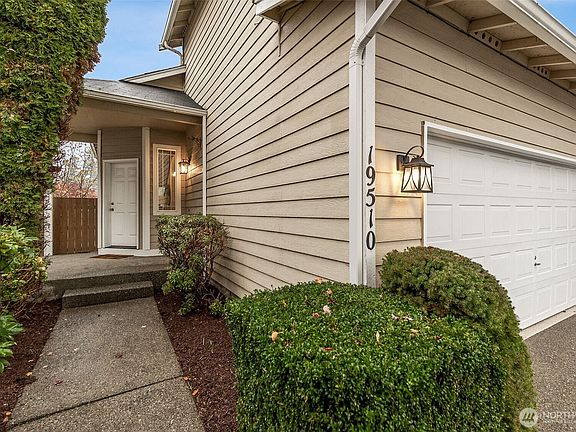 4th image of 19510 12th Avenue Ct E