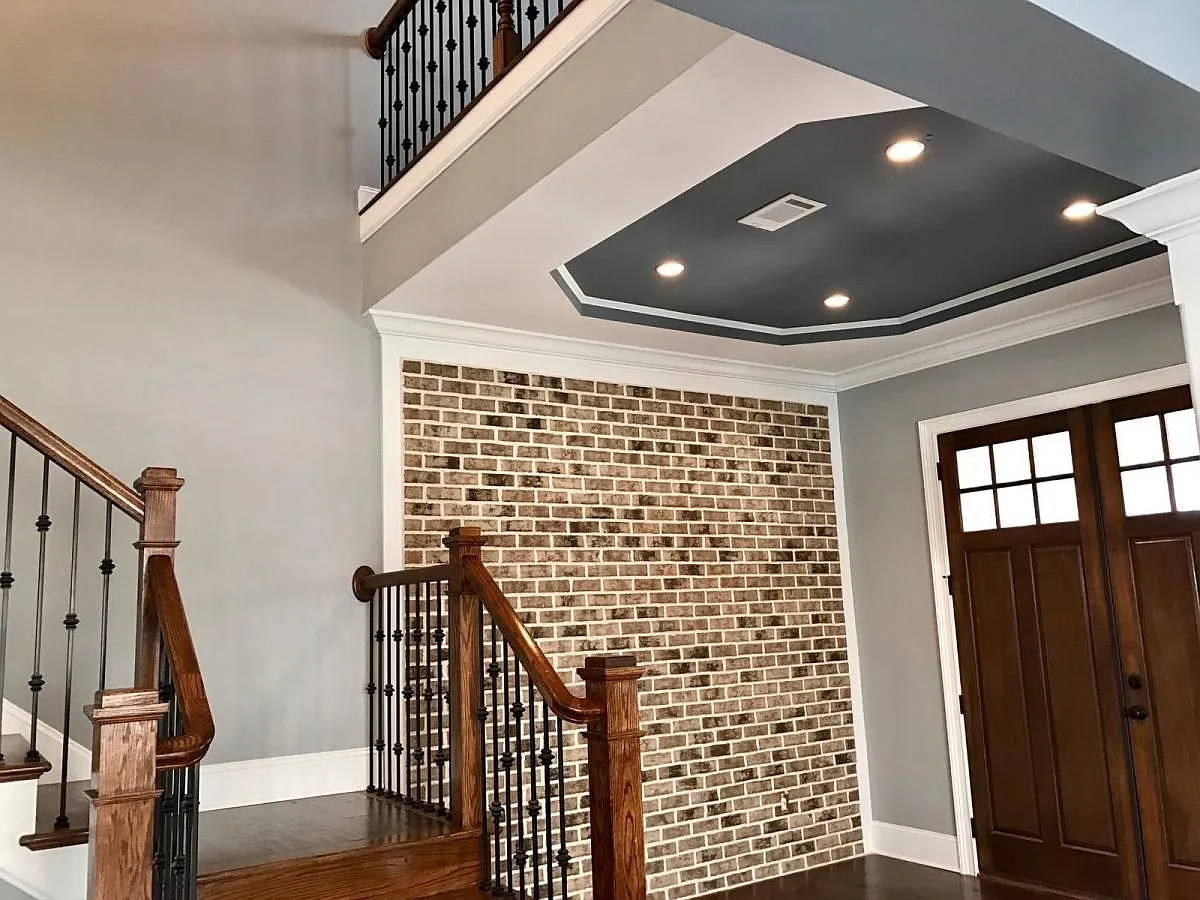 5 bed, 4776 sqft, $5,675 — Photo 3