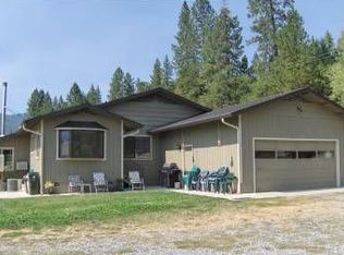 16931 Ford Rd, Rogue River, OR 97537