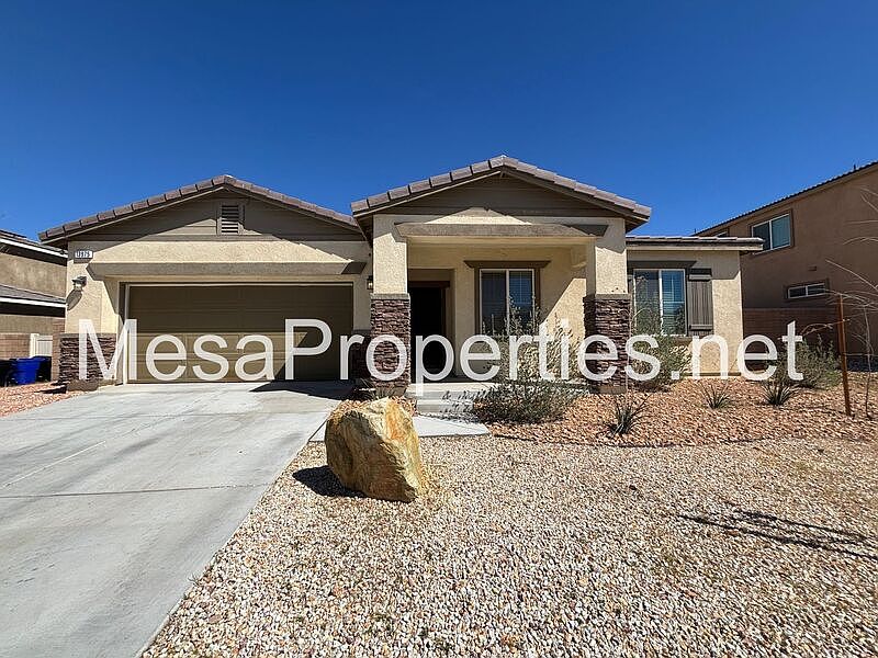 1st image of 13975 Camino Cinco St