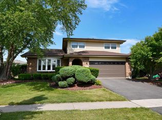 17201 Valley Dr, Tinley Park, IL 60487